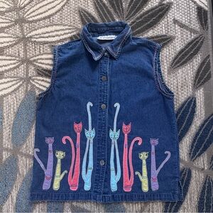 Vintage Dressbarn Whimsical Pastel Embroidered‎ Cats Denim Button Vest Sz Medium